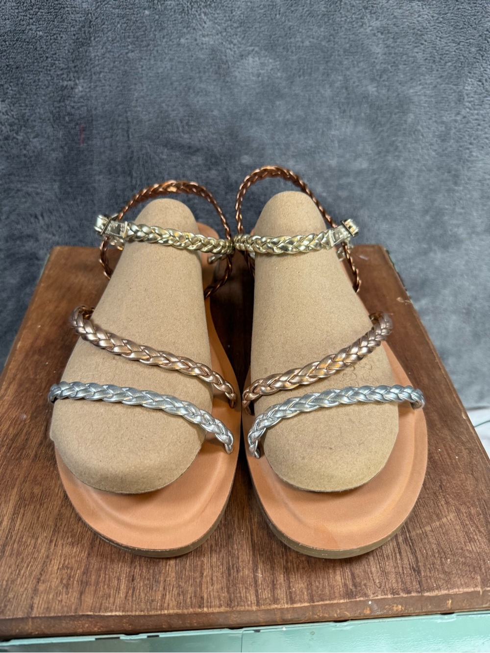 Toms Women's Braided Metallic Strap Sandals - Tan Footbed NWT 12